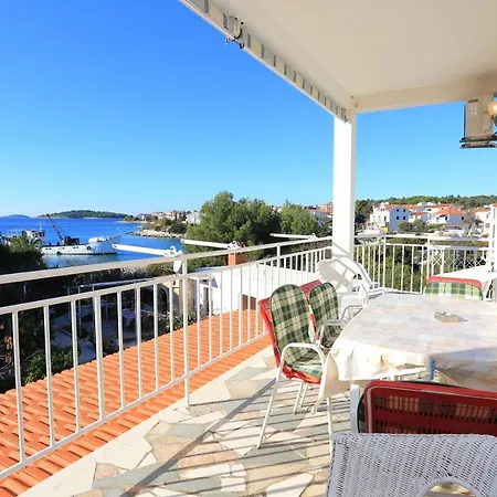 By The Sea Rogoznica - 16216 Apartamento Rogoznica (Sibenik-Knin)